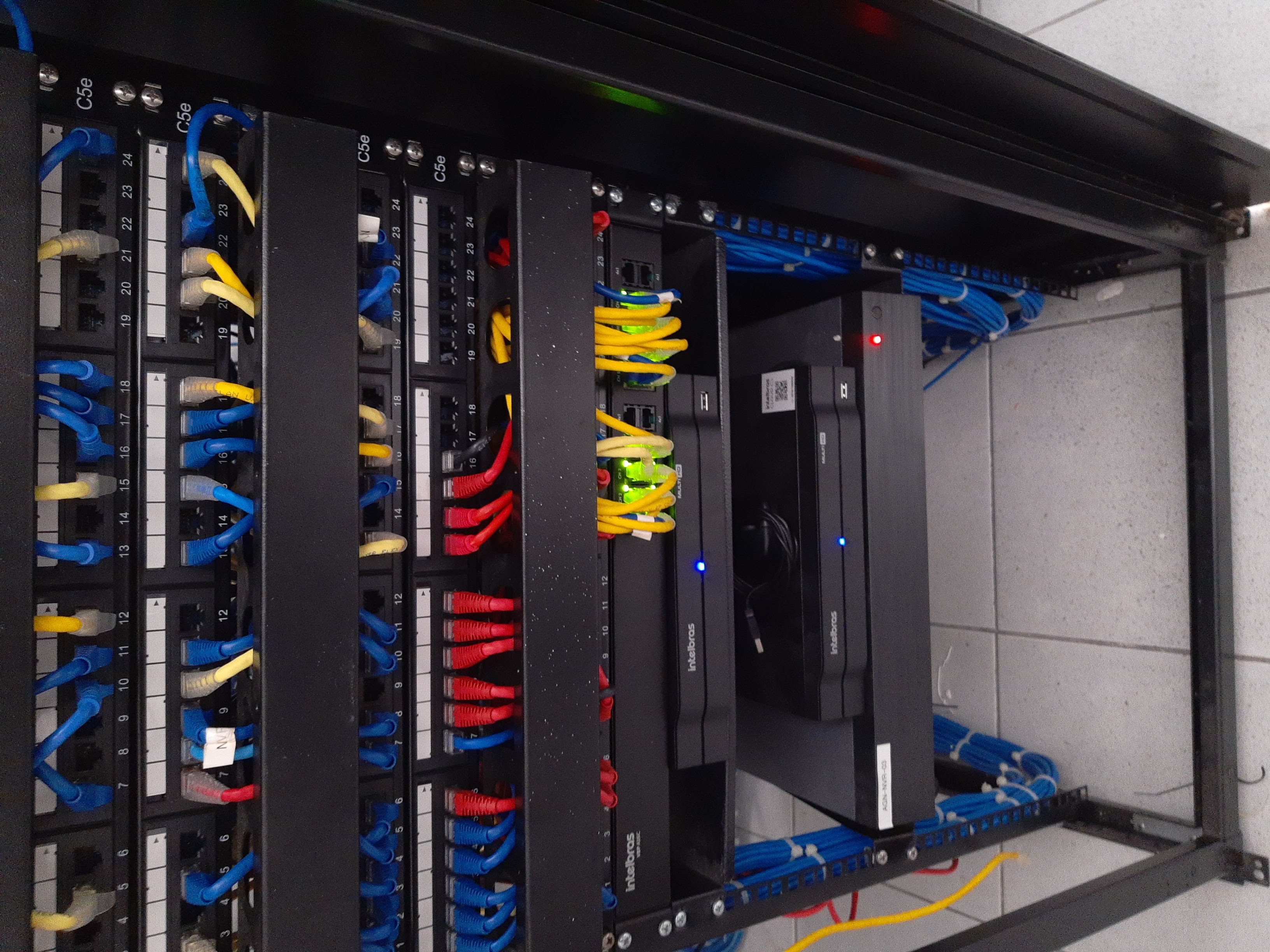 Controle de acesso instalado
